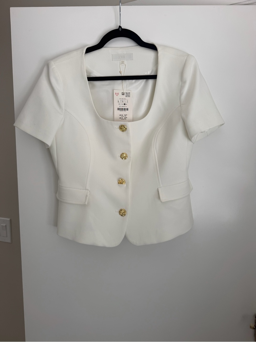 Zara White Short-Sleeve Structured Blazer with Gold Buttons